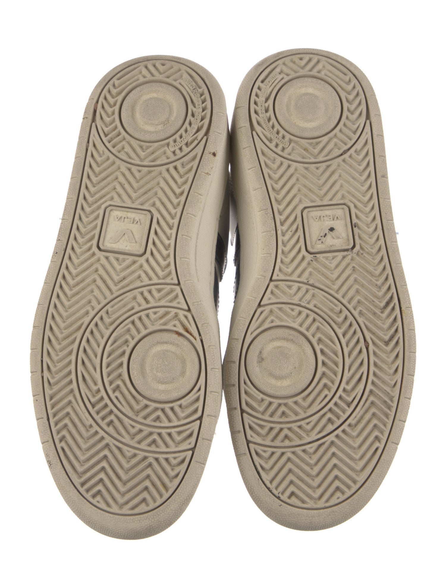 Vejas Leather Sneakers